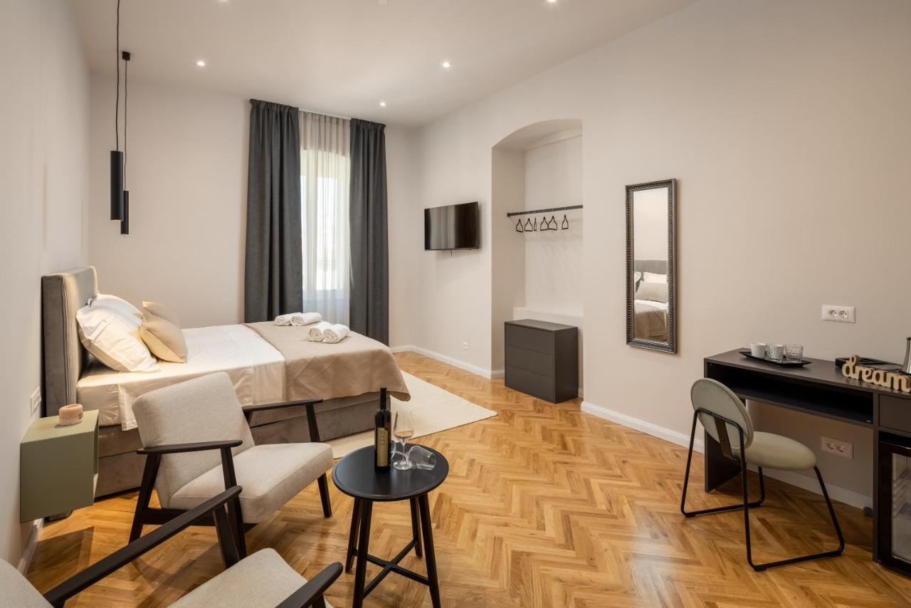 Boutique Lux Rooms Odello Split Old Town Exteriör bild
